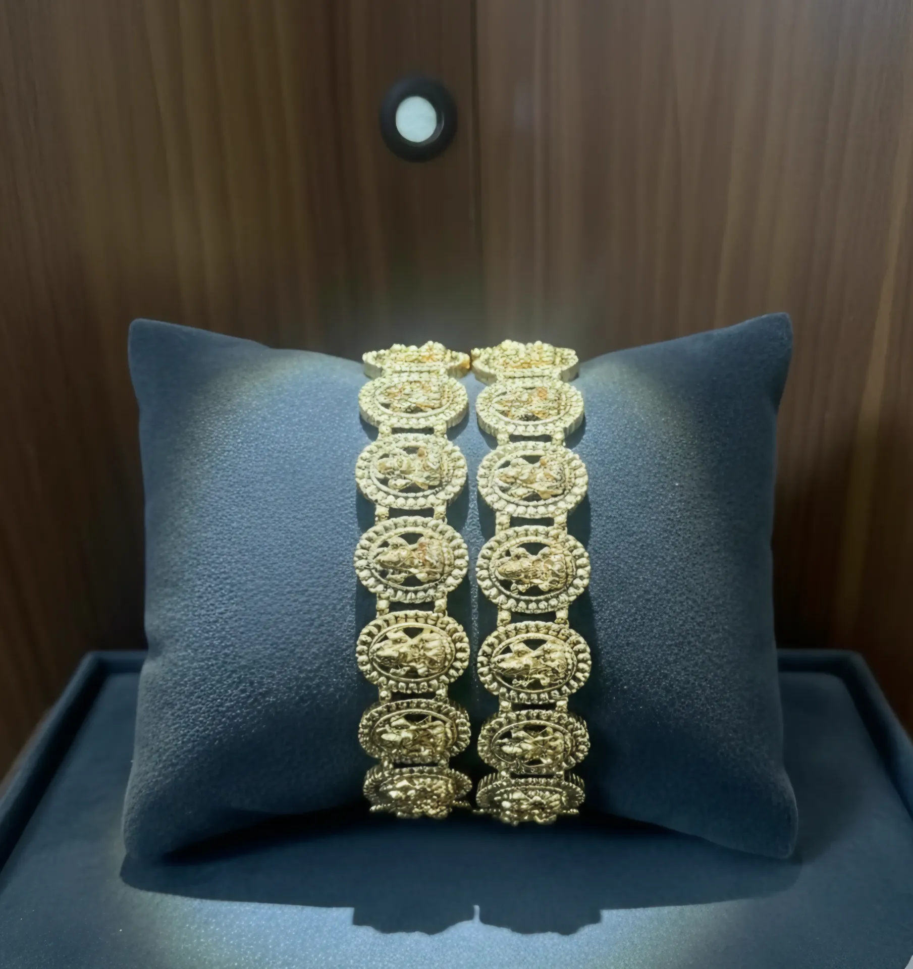 Antique Gold Lakshmi Carved Round Bangle Set (2 Pieces) (2X4)