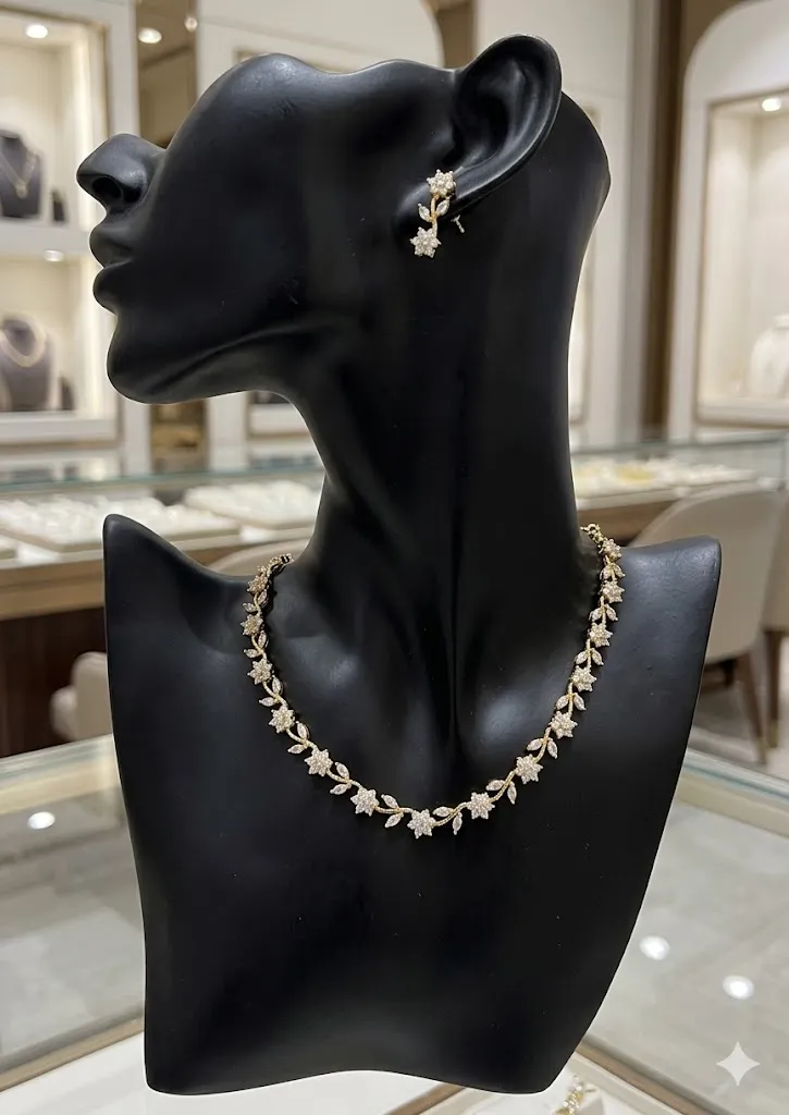 Ivory Bloom Necklace Set