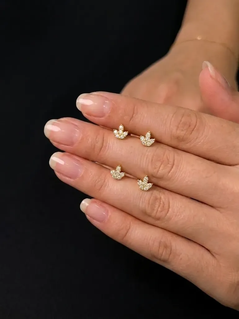 Diya AD Stud Earrings