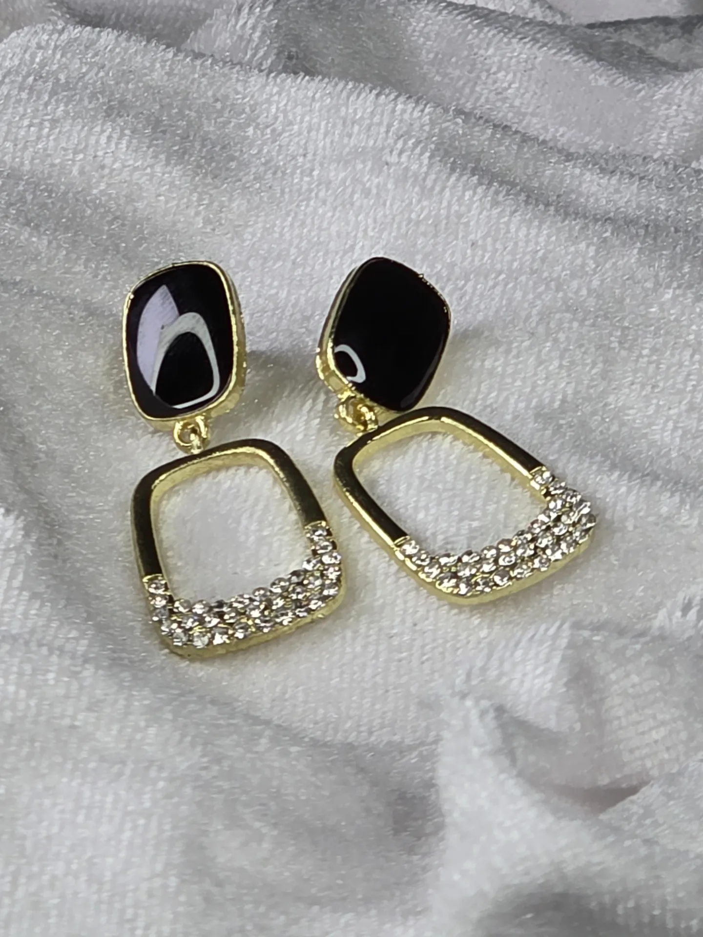 Vintage Gold tone Rhinestone Black Enamel oval earrings