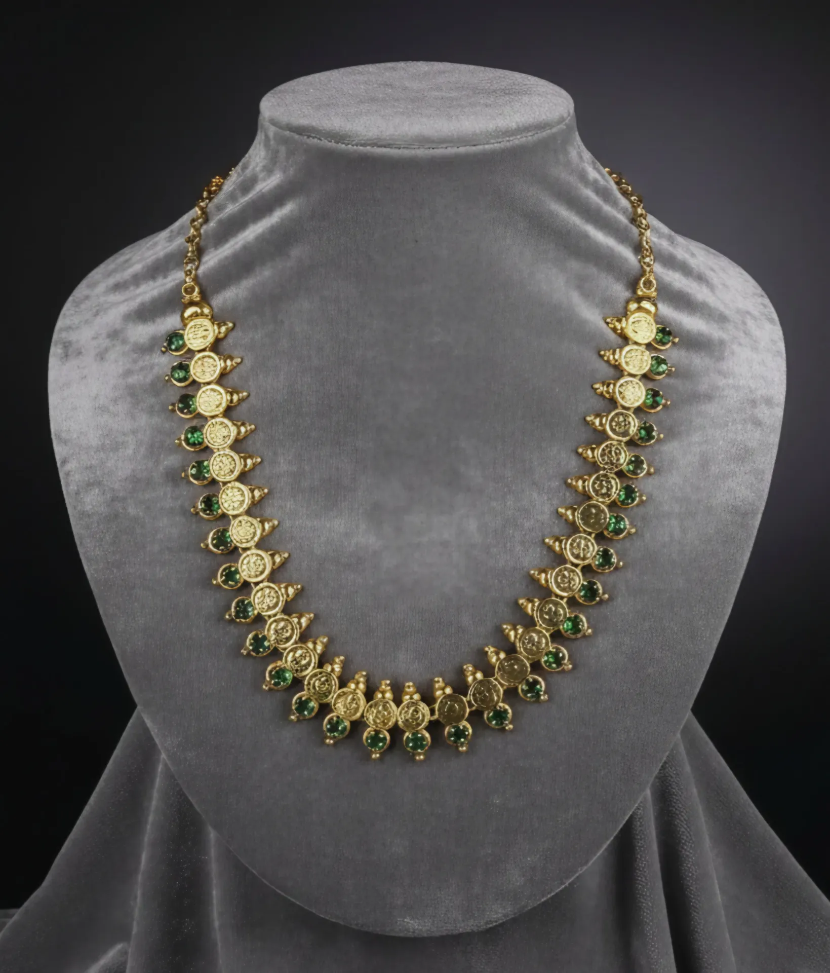 Heritage Stone Kaashu Neckpiece