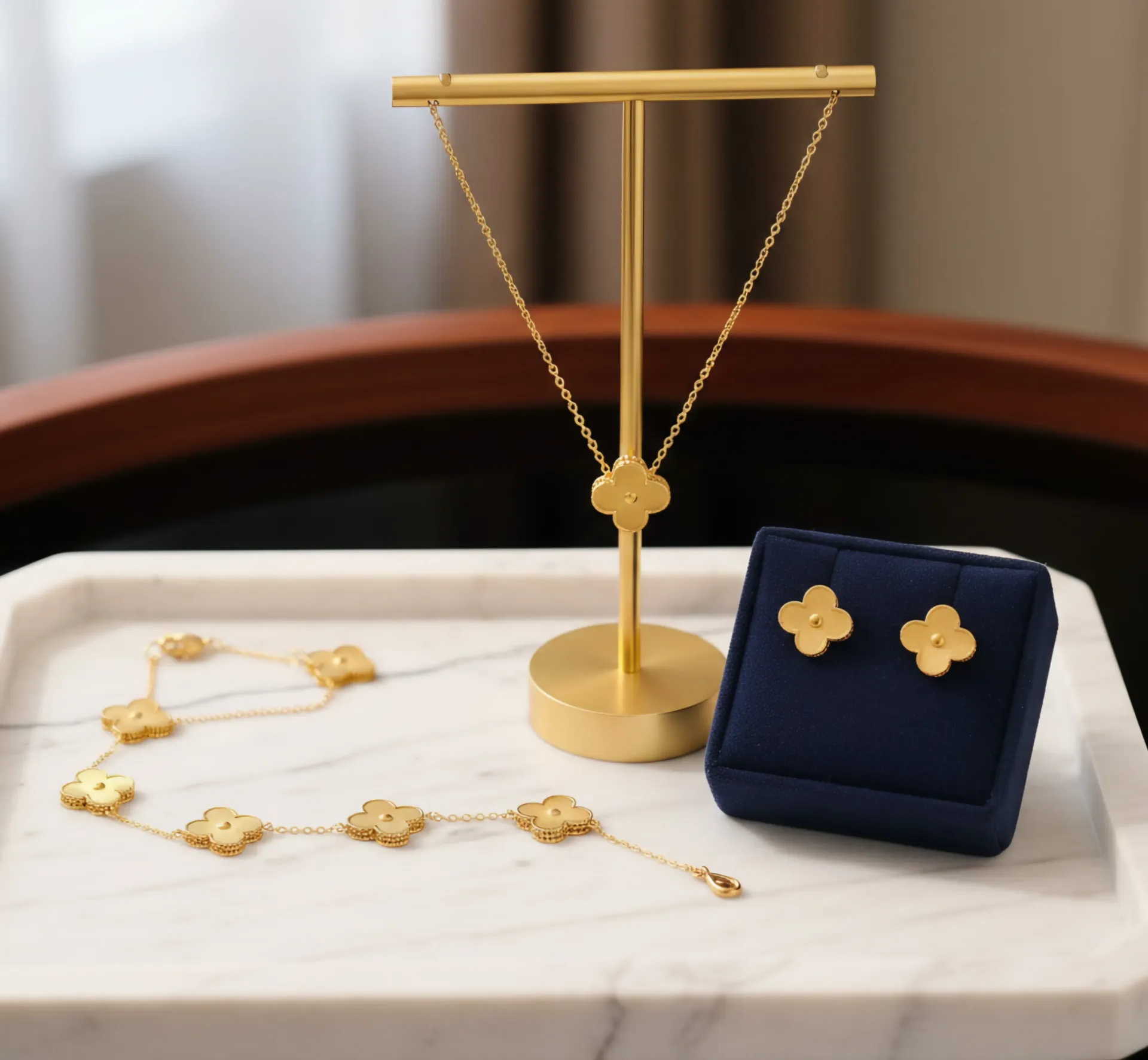 Gold Clover Jewellery Set