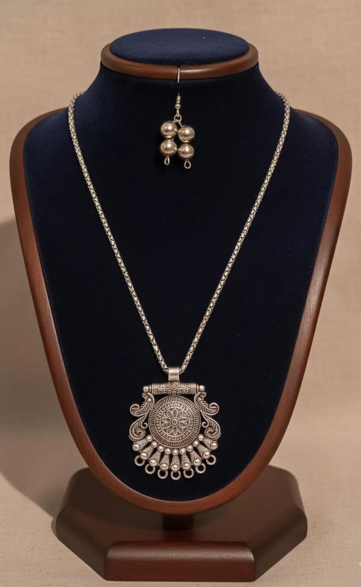 Oxidised Pendant Chain Set (Silver)