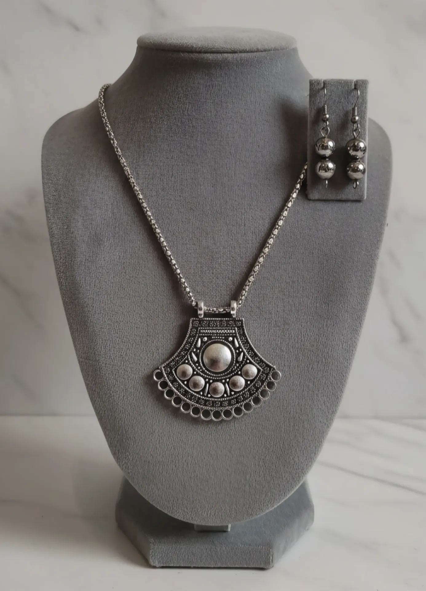 Oxidised Pendant Chain Set (Silver)