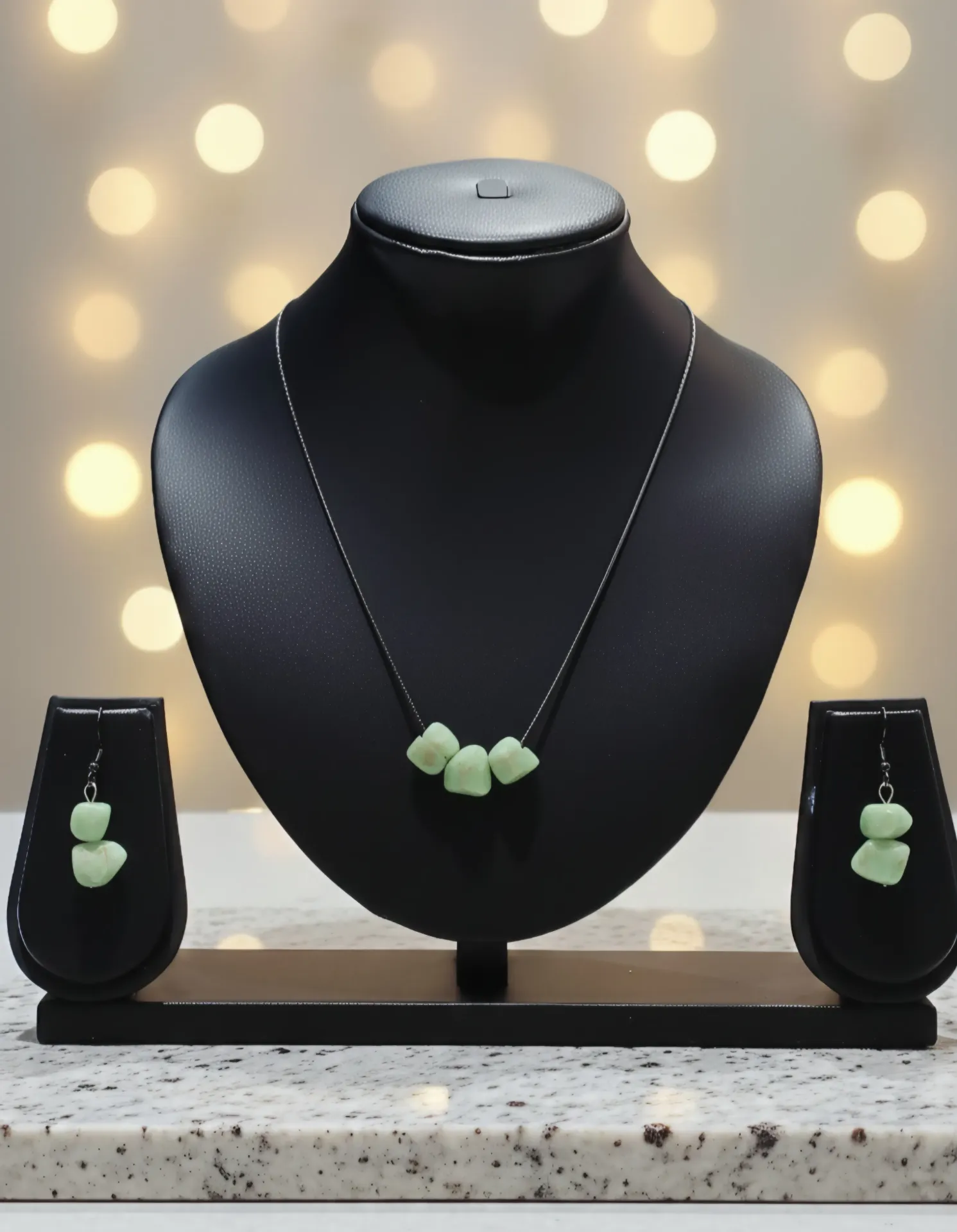 Trendy Stone Lightweight Chain Set