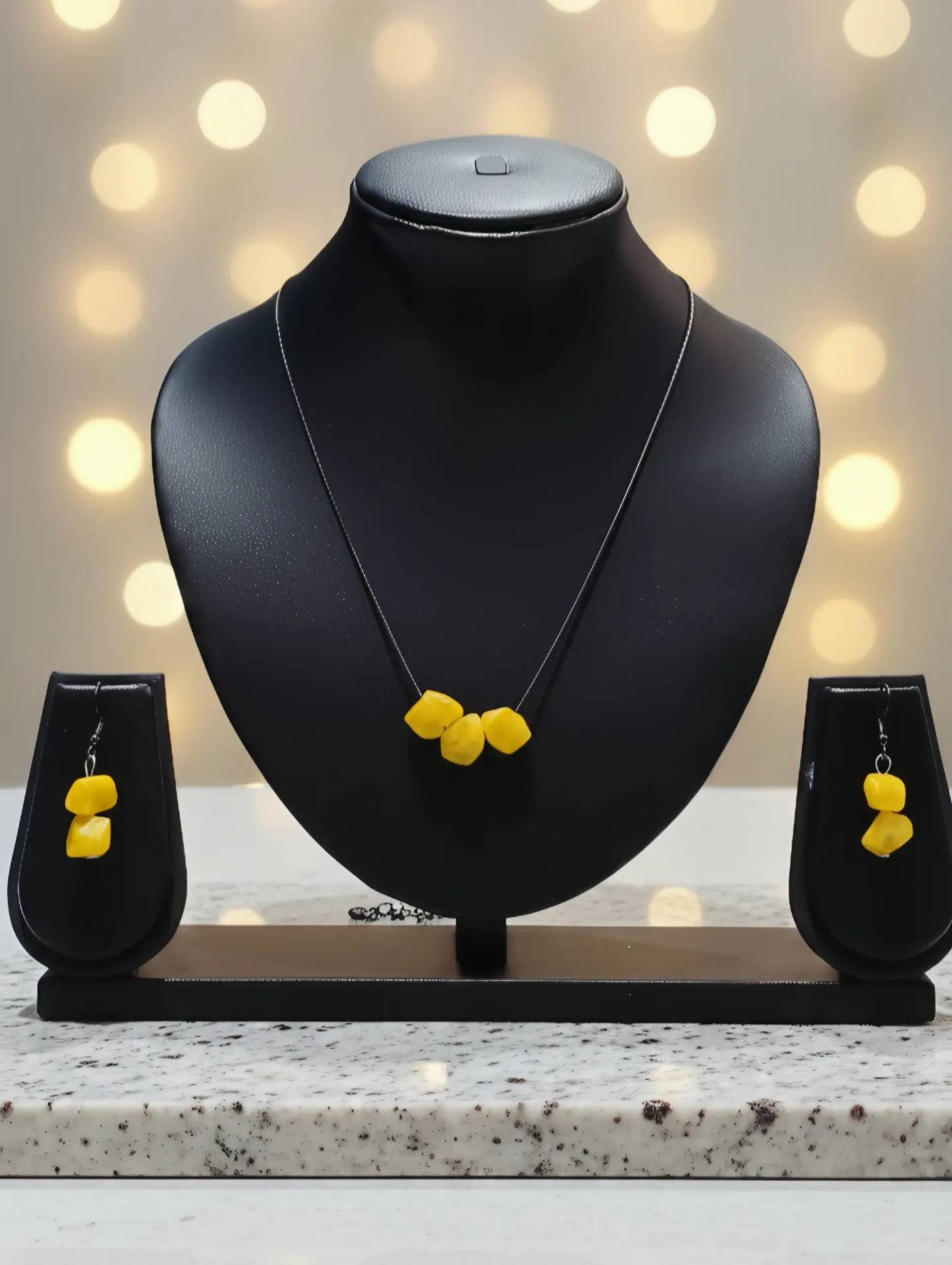 Trendy Stone Lightweight Chain Set