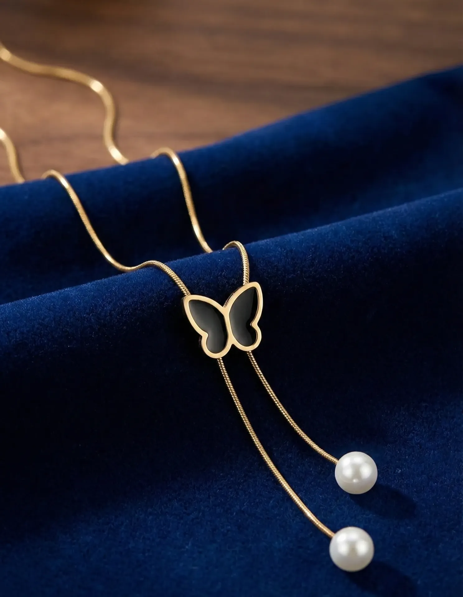 Adjustable Demi-Fine Chain with Black Accent