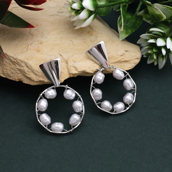Classy Anti-Tarnish Hoop Earrings (Silver)
